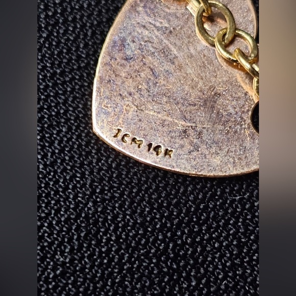 14K Gold Bracelet With 14K Gold Dangling Heart - Picture 2 of 7